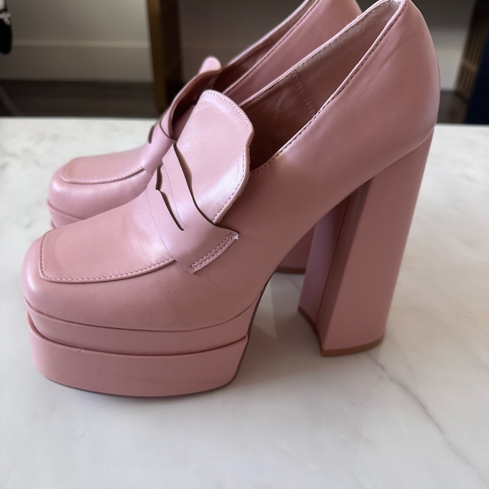 Elegant Pink Platform Loafers